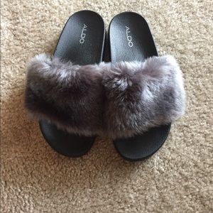 Aldo - Grey Faux Fur Sandals - Size 9