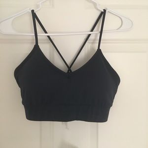 NWT Fabletics Yulia bra 'stay in the loop'