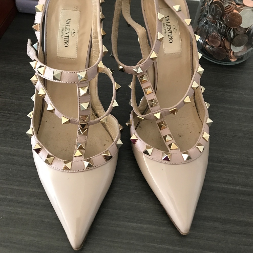 Valentino Rockstud
