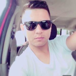 Meet your Posher, Jhunior