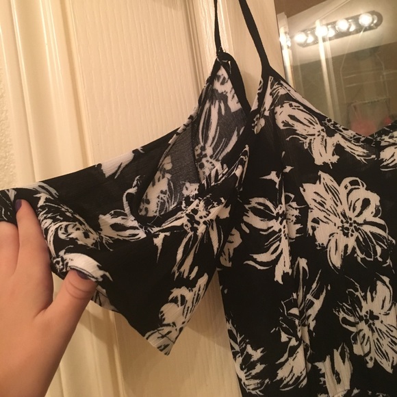 Never worn - Picture 2 of 4