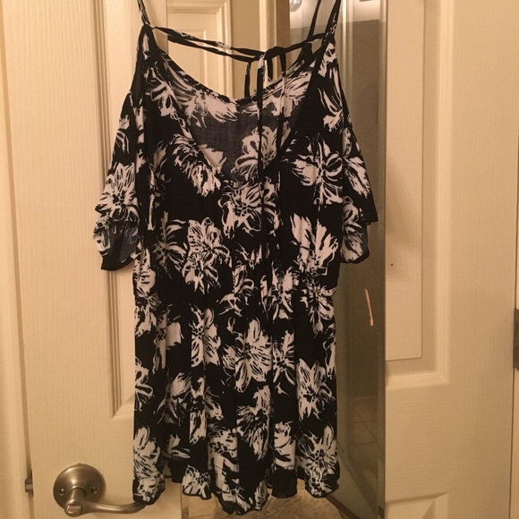 Never worn - Picture 3 of 4