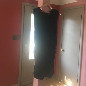 Black sleeveless body lovin dress