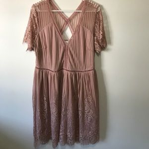 Forever 21 1X lace dress