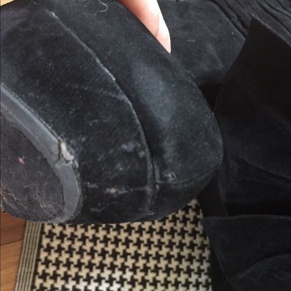 Black Bow Booties - Picture 4 of 4