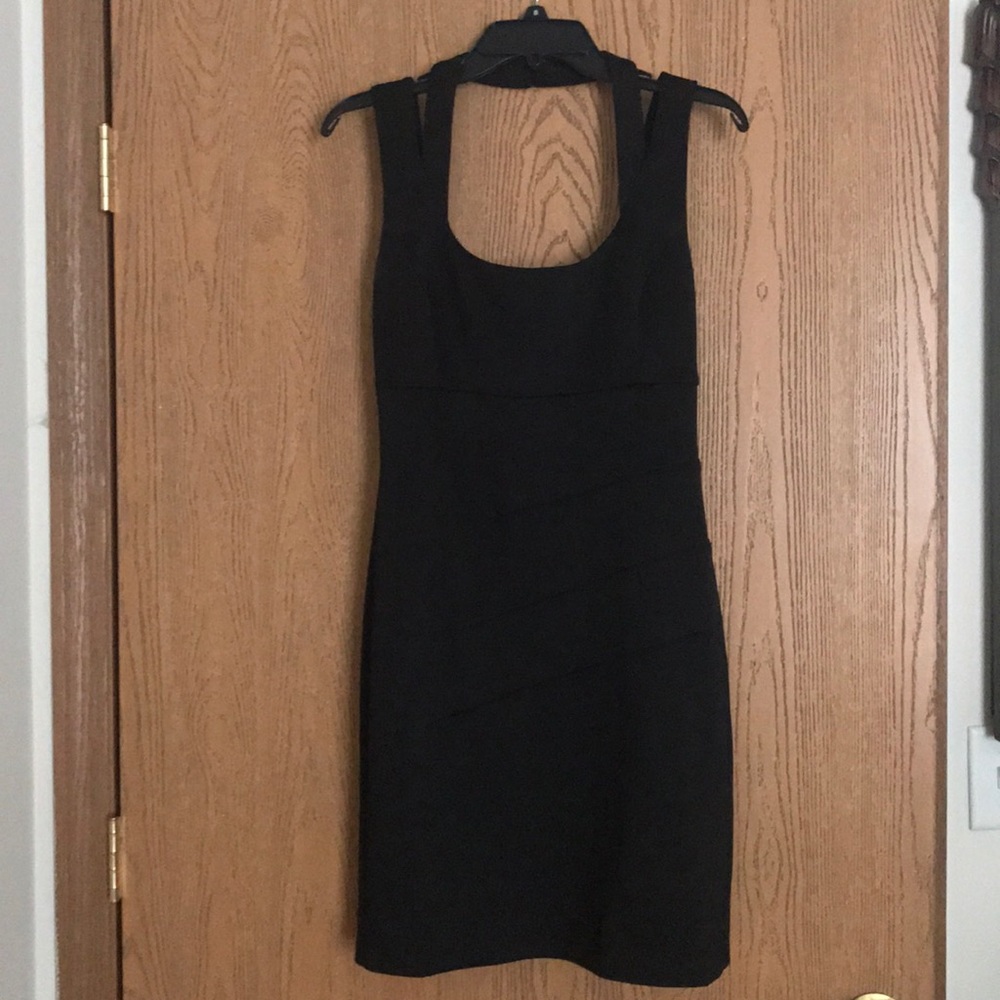 Size 8 Guess black cocktail dress