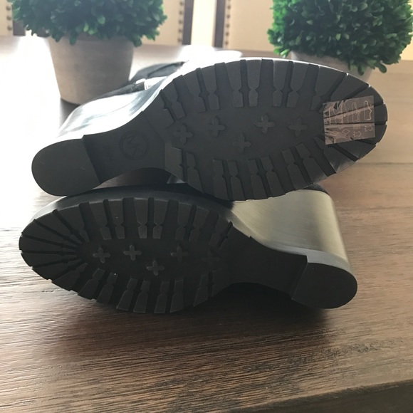 New Michael Kors Leather/Suede Boots - Picture 5 of 5
