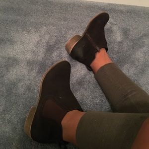 Chelsea boots