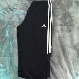 Adidas athletic Capri's climate365!!!