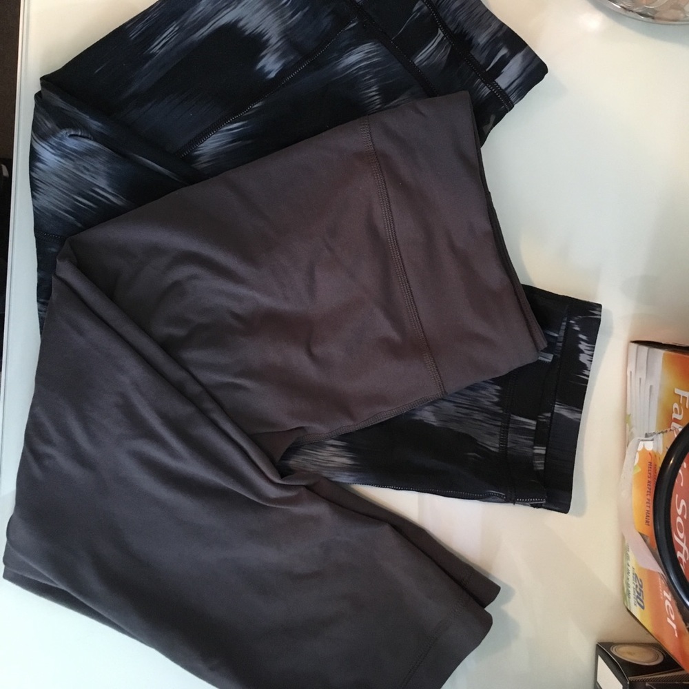 Under Armour Studiolux Capris pair