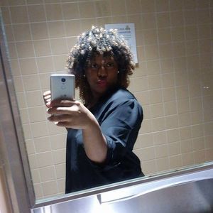 Meet your Posher, Roneshia