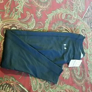 NWT Under Armour Black Compression Tights