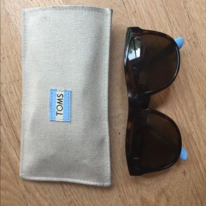 TOMS Phoenix Tortoise Sunglasses