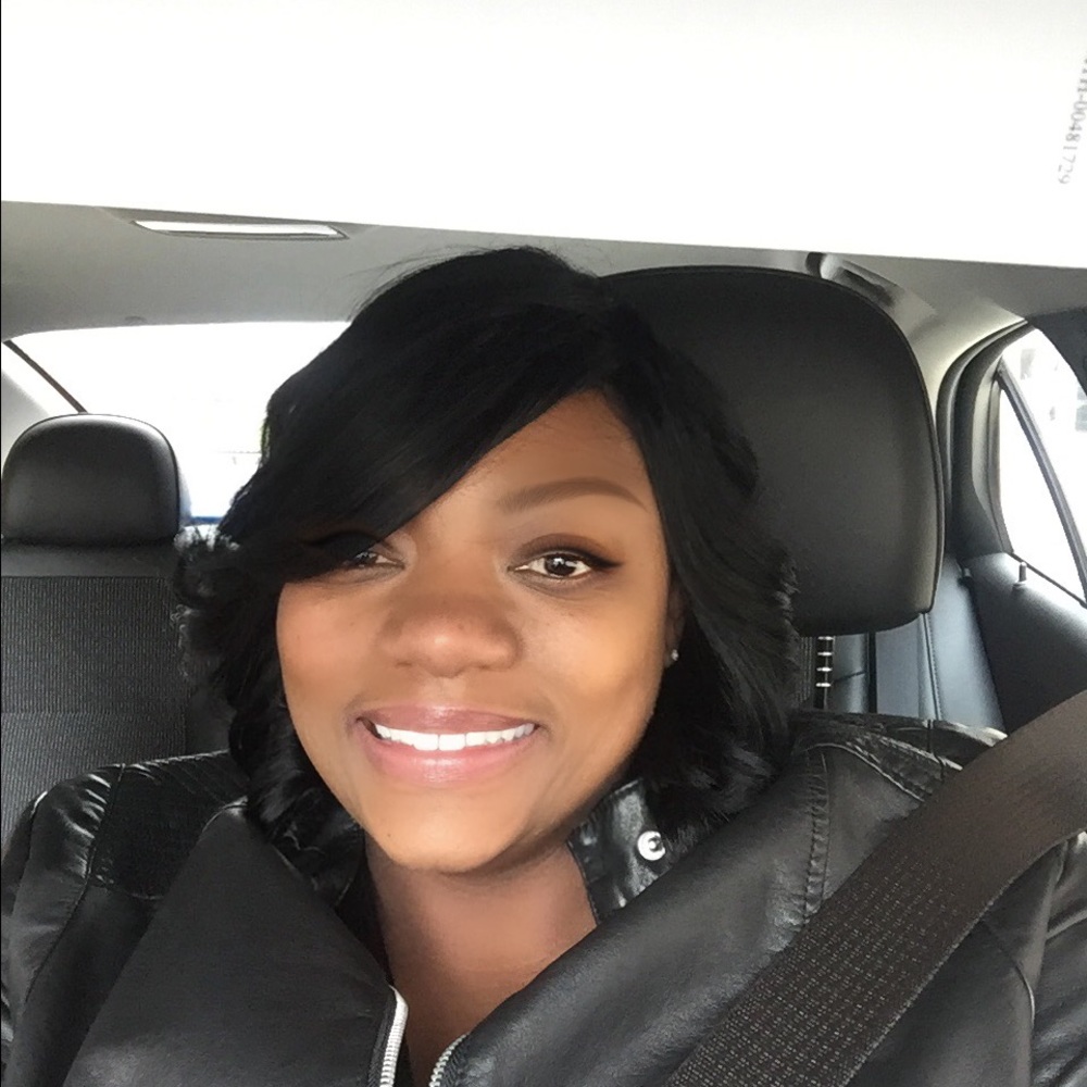 Meet your Posher, Shari