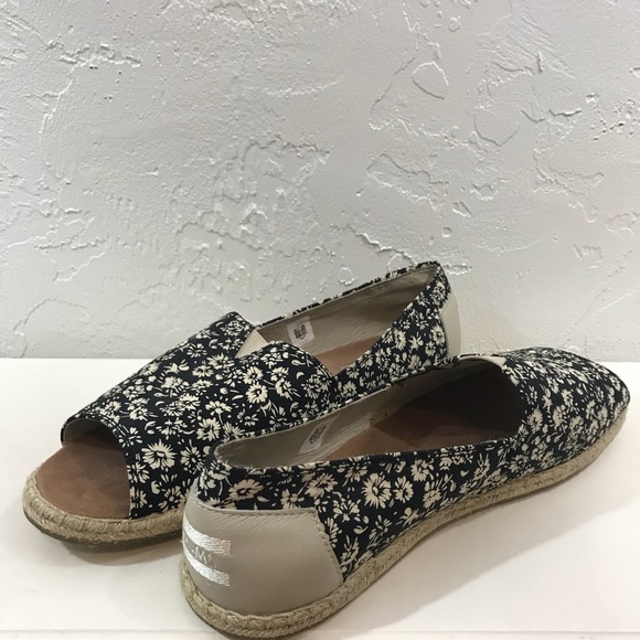 Toms Shoes - Toms Alpargatas limited edition print size  11