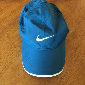 Nike golf hat