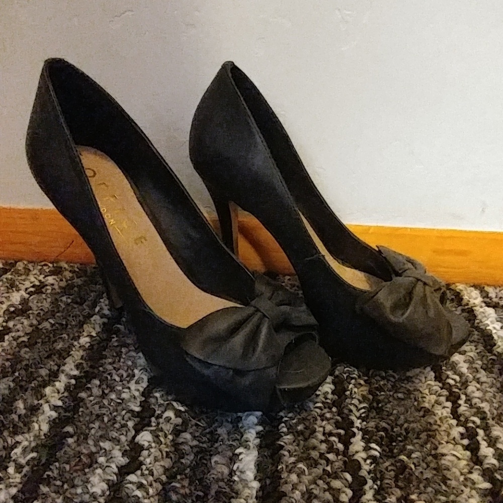 4 inch heels with bow