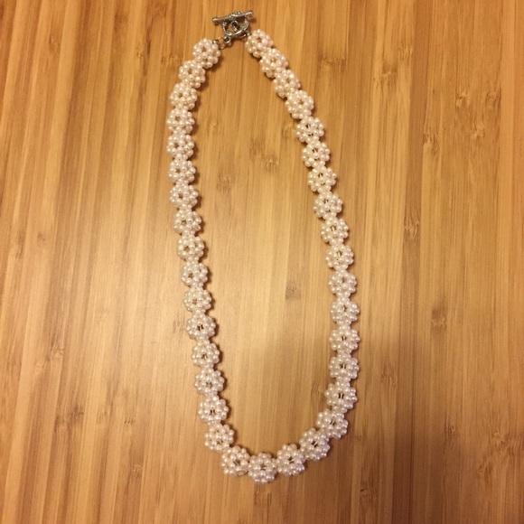 Pearl Cluster Necklace - Like New - Picture 6 of 7