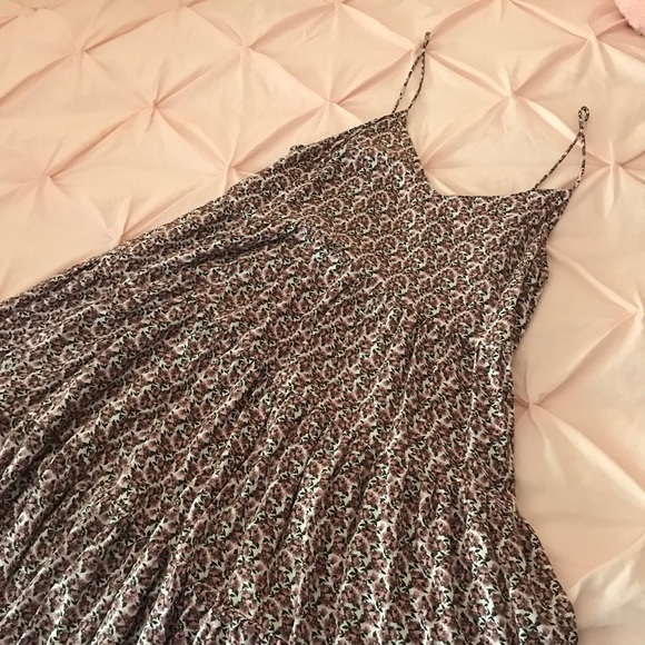 H&M Dress - Picture 2 of 3