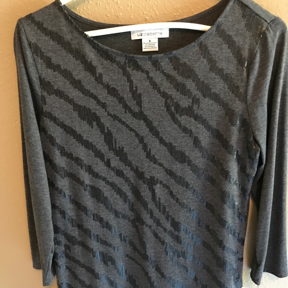 ✨NWT✨ Liz Claiborne Grey Sequin Long Sleeve Tee