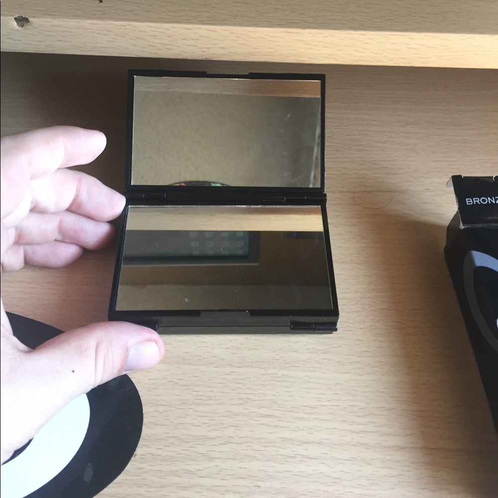 Makeup Diary - Picture 5 of 5