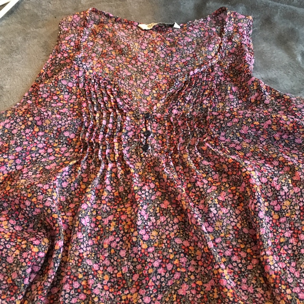 Old Navy Sheer Flowered Blouse