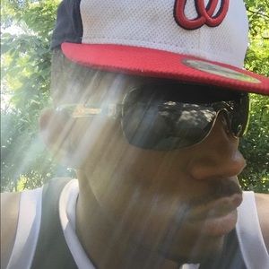 Meet your Posher, Troy