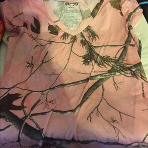 Pink mossy oak shirt