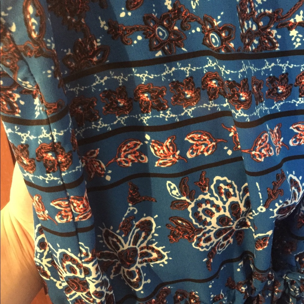 Dress - Picture 3 of 4