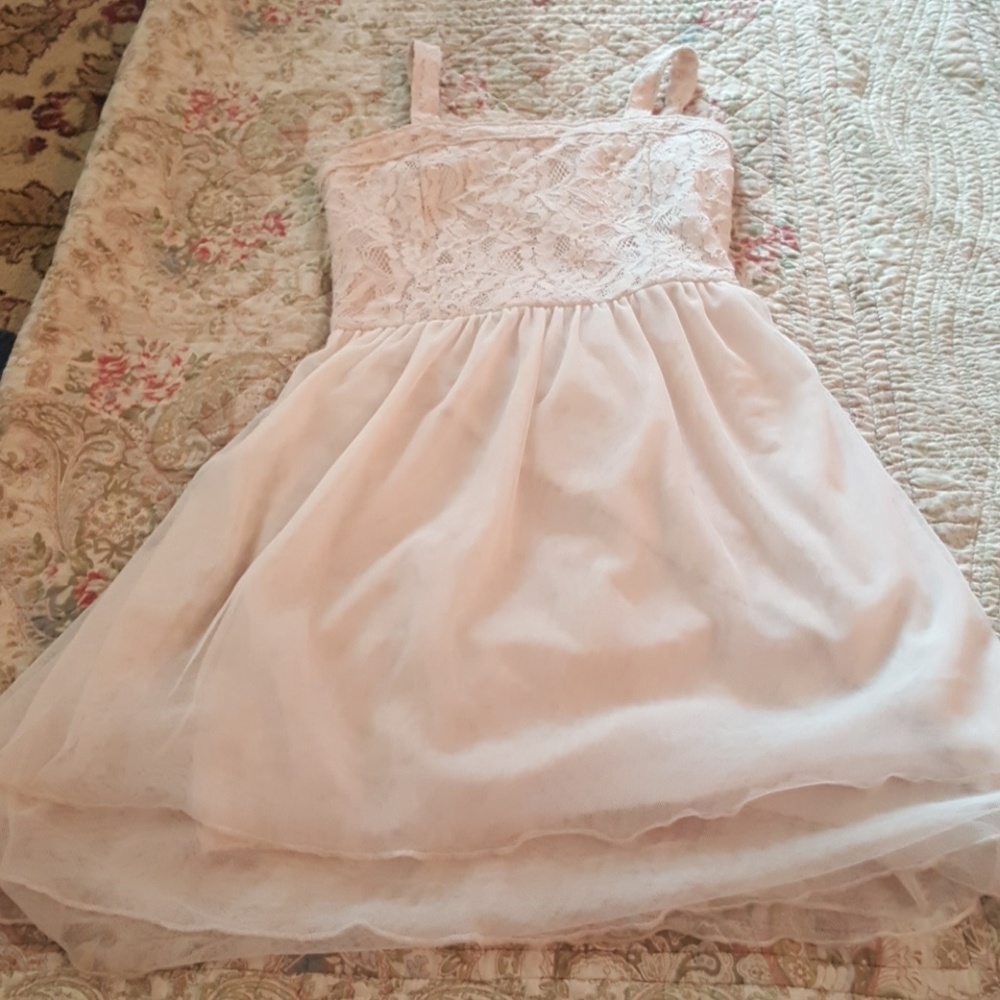 Girls dress