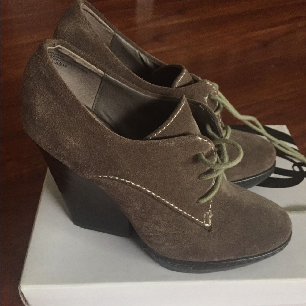 Unique high heels