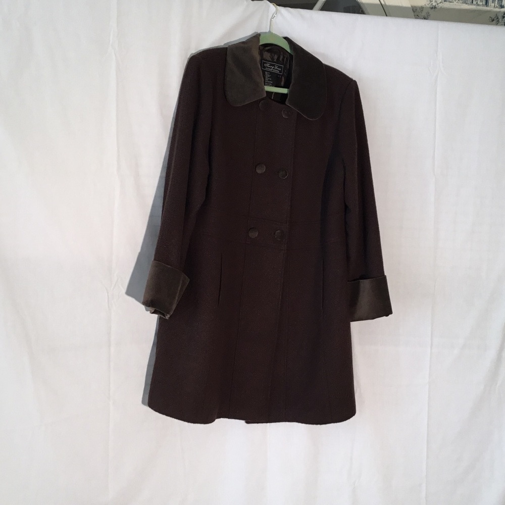 Brown wool coat with velvet trim