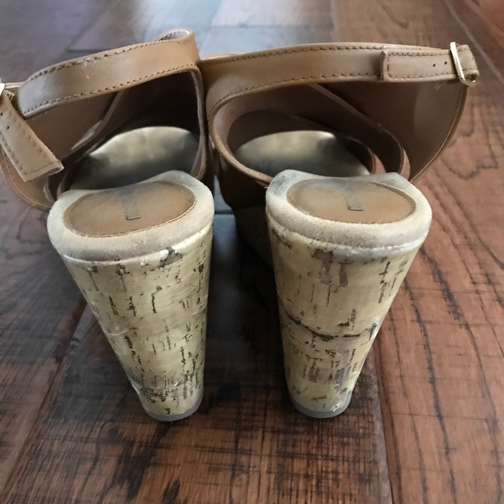 Tan Wedges - Picture 2 of 4