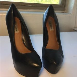 Steve Madden Leather black thick stiletto