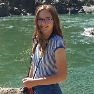 Meet your Posher, Emily