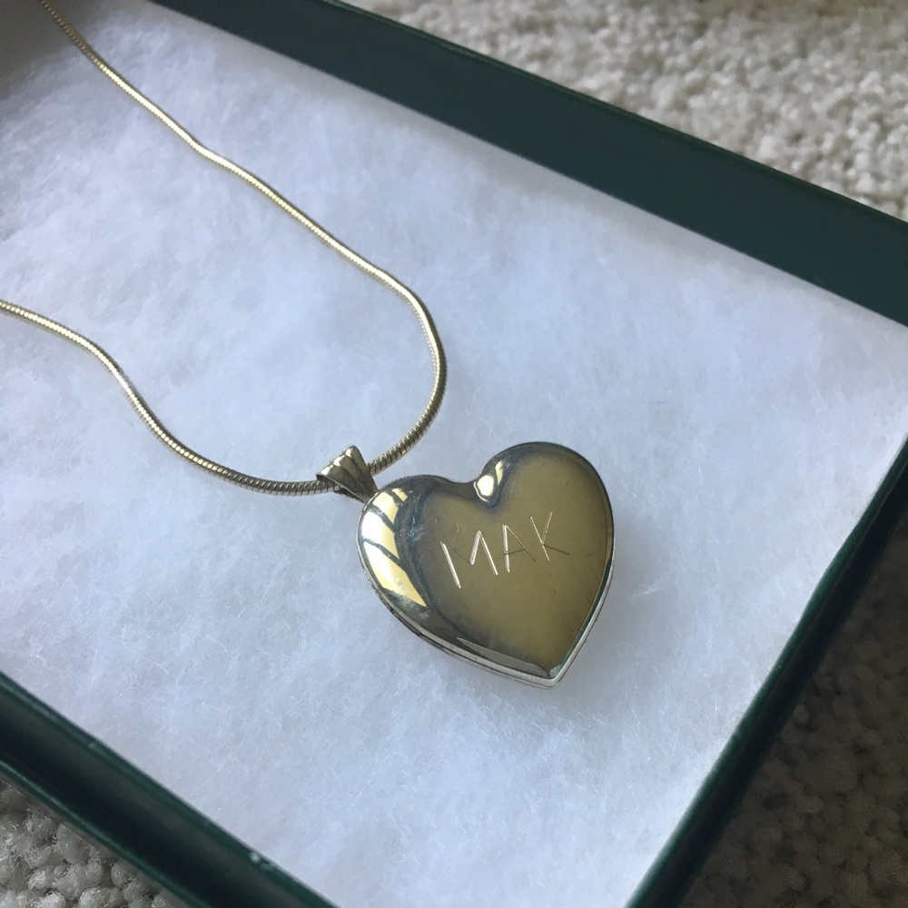 *NEW* “MAK” Initials Photo Locket