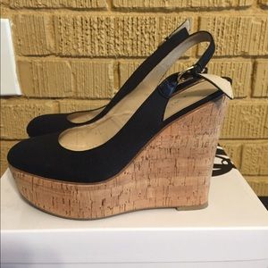Nine West black wedges