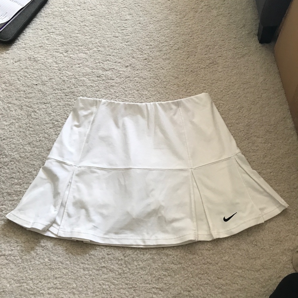 SOLD - Nike dri fit tennis or golf skort