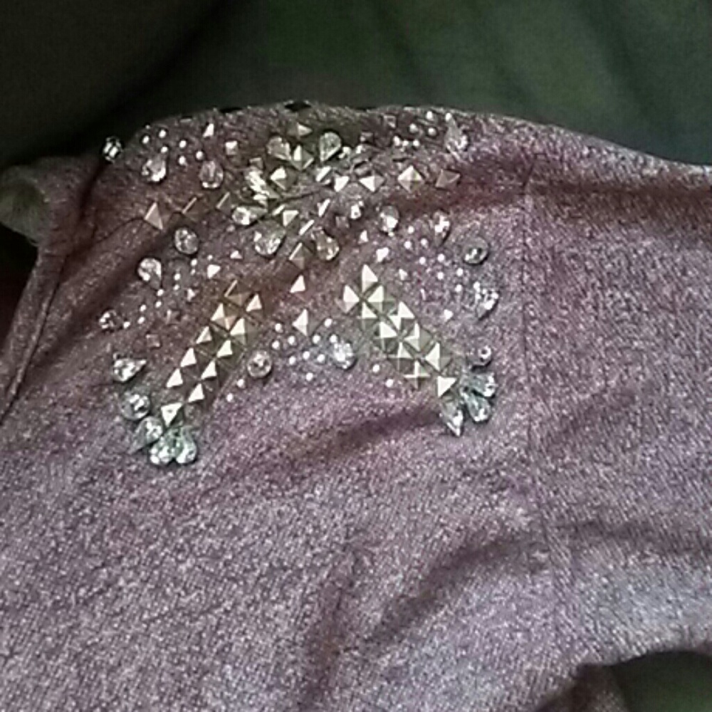 Sweater - Picture 2 of 4