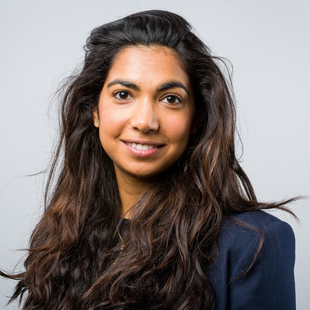 Meet your Posher, Shakira d.