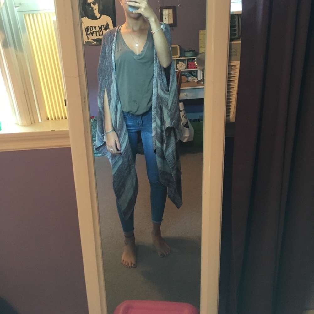 Free people poncho