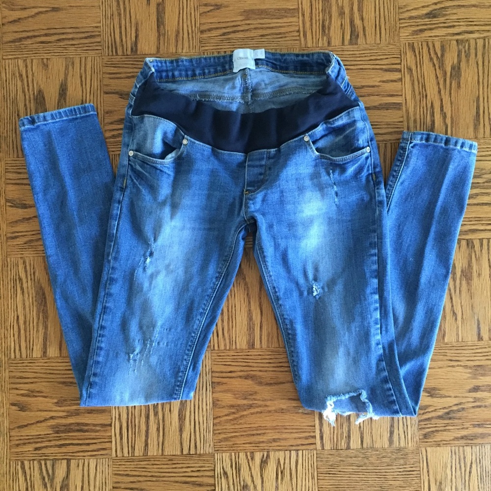 Skinny maternity jeans