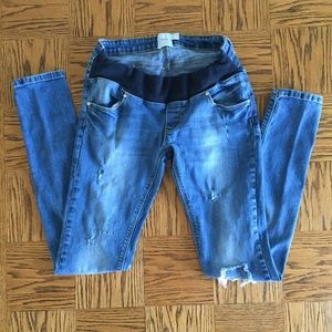 Skinny maternity jeans
