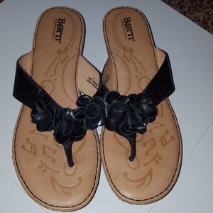 Leather Born Sandals. Never worn. Black.