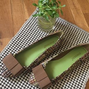 Brown Tweed Flats