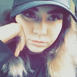 Meet your Posher, Micahya