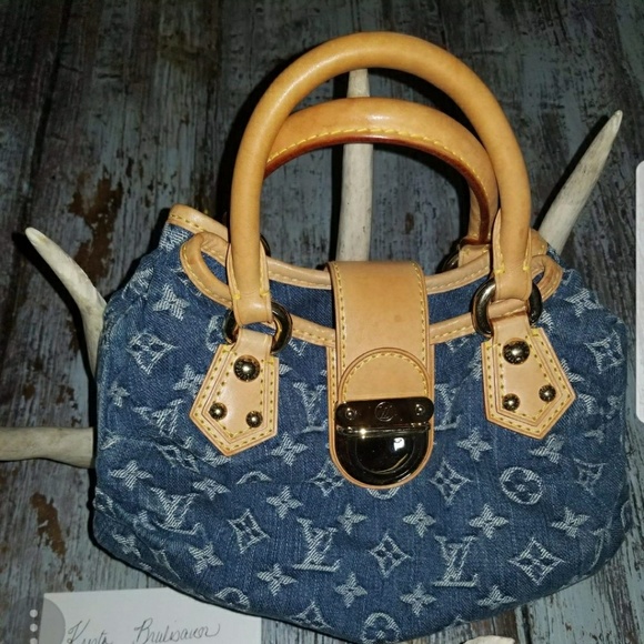 Authentic Louis Vuitton Denim Pleaty handbag.. - Picture 1 of 7