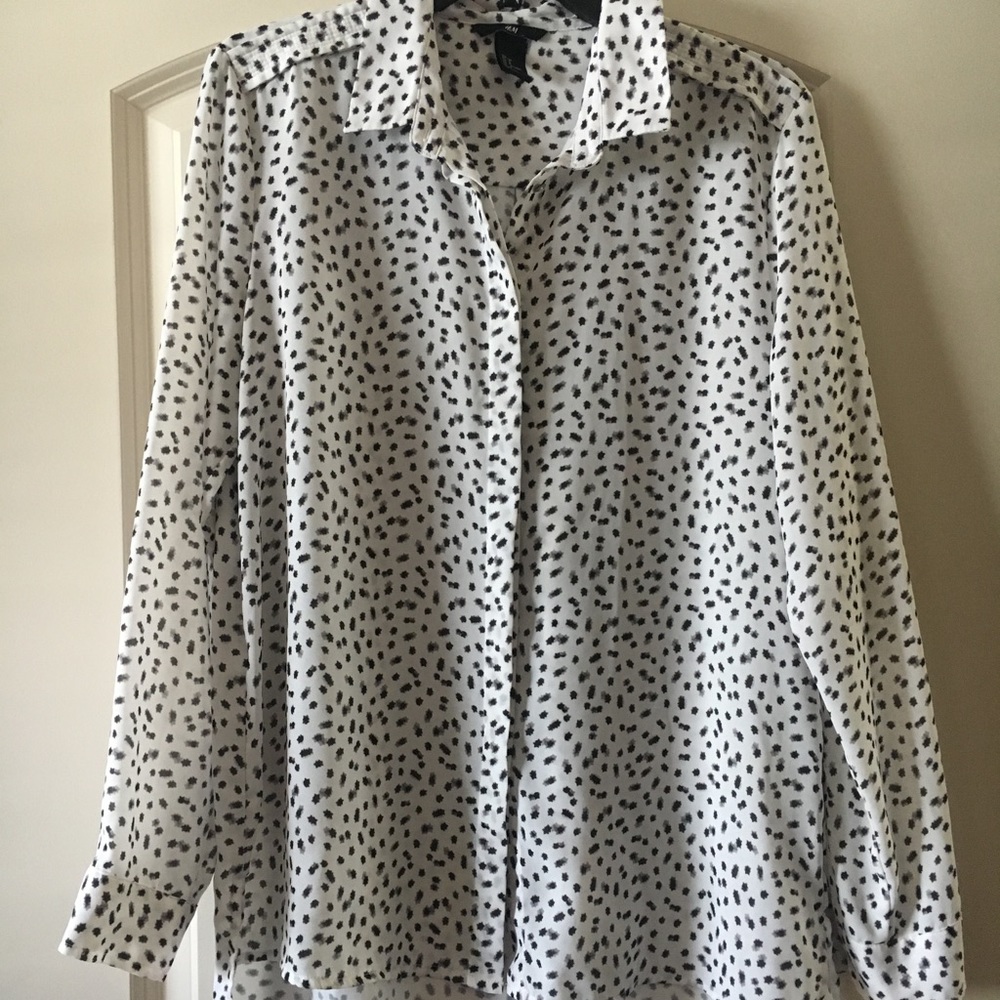 H&M button up blouse