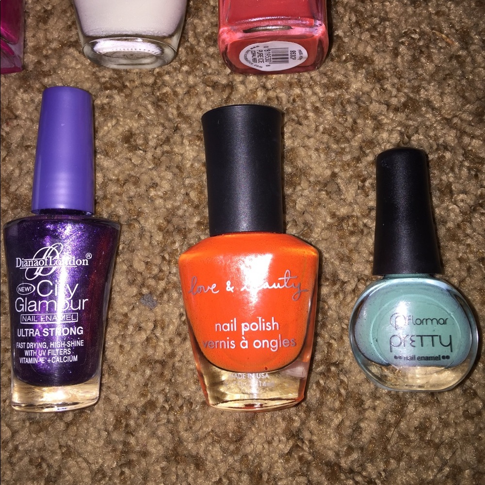9 different nail polish brands and colors set ! - Picture 5 of 6