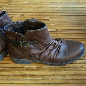 Baretraps Ruched Ankle Boots